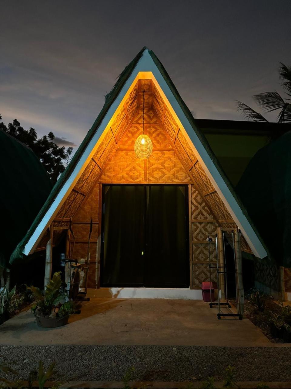 Villa Lovi Panagsama Beach Moalboal Exterior photo